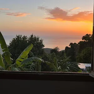  Appartement Karata T3 Avec Et Vue Sur Basse-terre